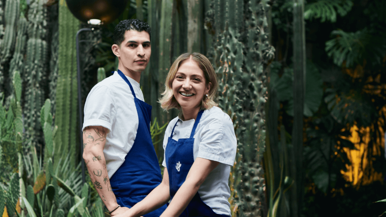 Alejandra Navarro y Ernesto Hernández son dos chefs que, a través de su amor por la gastronomía, han logrado transformar el panorama culinario