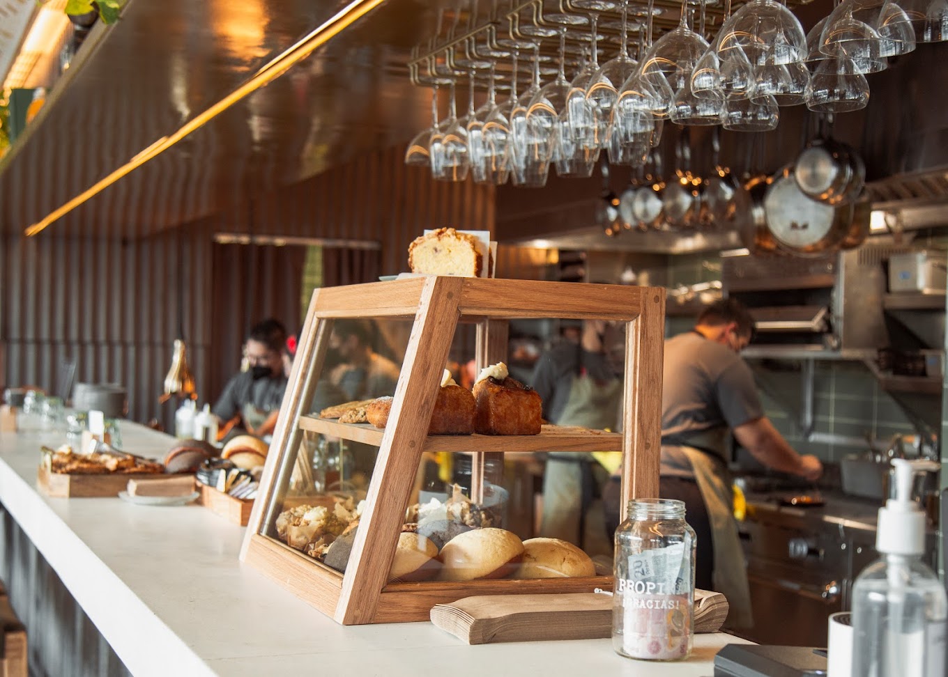 Si tú estás en Monterrey o lo visitarás próximamente, traemos para ti, seis recomendaciones de lugares que son un imperdible para desayunar