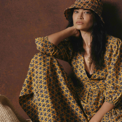 La línea The White Lotus x Banana Republic apuesta por diseños que evocan aventura y sofisticación.