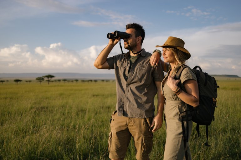 Un safari es una de los experiencias más deseados por las parejas. Foto: iStock.