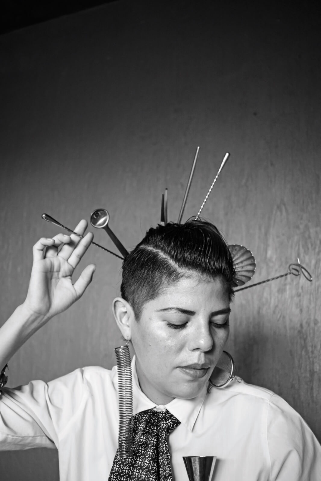 Ganar el Altos Bartenders’ Bartender Award 2025 es un hito en la carrera de Eli Martínez, pero también es un triunfo para la coctelería mexicana.