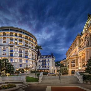 En los hoteles más caros del mundo, el hospedaje se transforma en una experiencia.