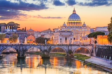 Realizar un viaje de tres días a Europa, específicamente al Vaticano, puede ser más accesible si se planea con anticipación.
