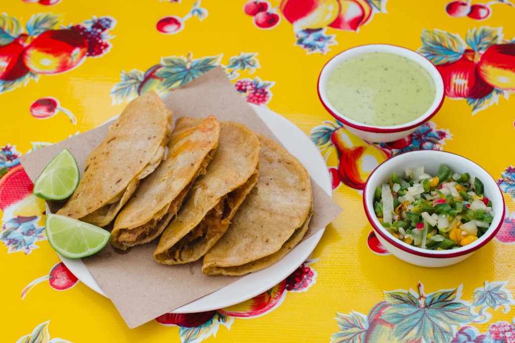 Tacos de canasta.